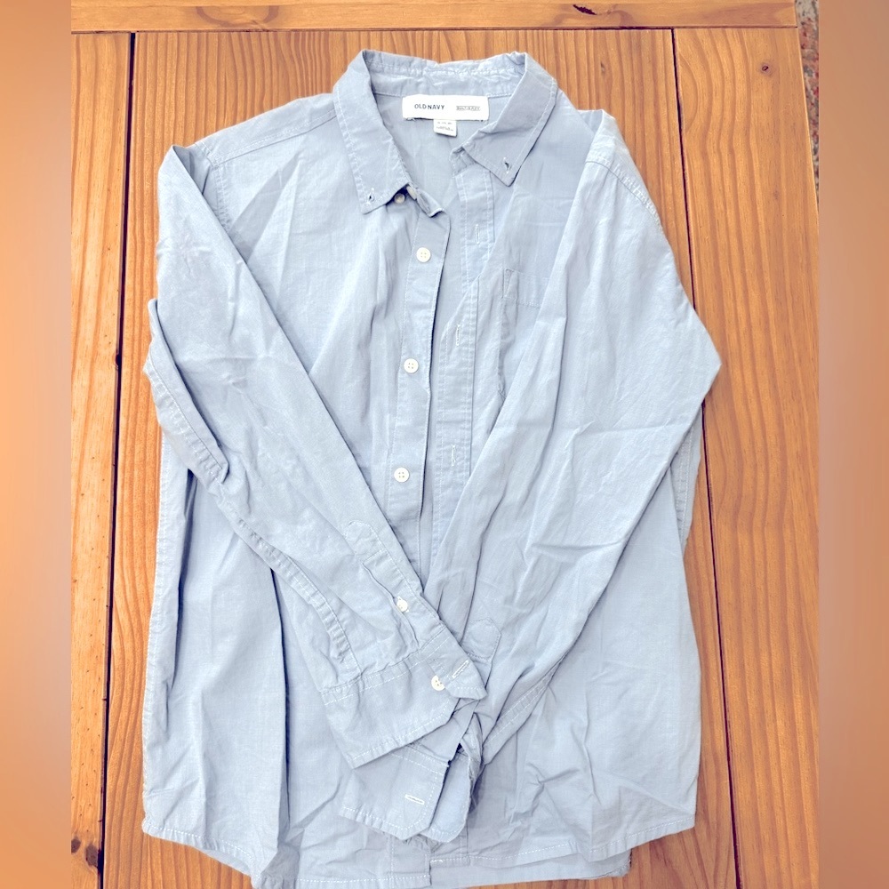 Old navy built in flex shirt